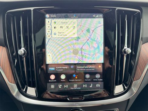 New 2026 Volvo V60 B5 Cross Country Plus w/ Protection Package Premier image 19