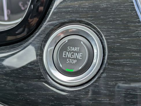 Certified 2023 Cadillac XT6 Premium Luxury FWD image 29