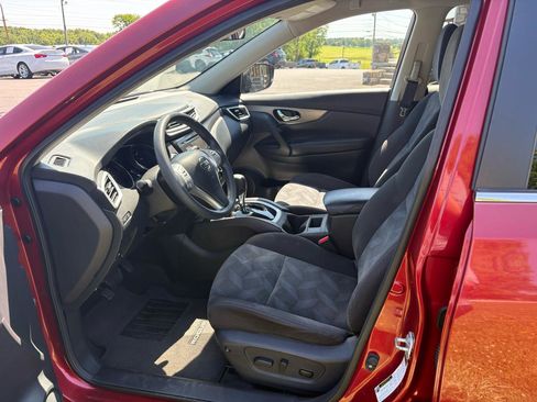Used 2015 Nissan Rogue SV AWD/4WD image 7