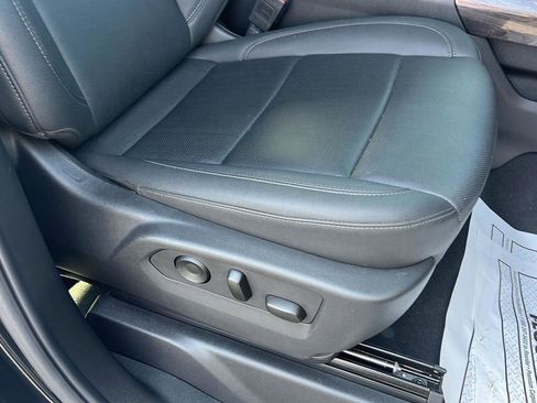 Used 2025 Chevrolet Silverado 1500 LTZ w/ LTZ Convenience Package II image 30