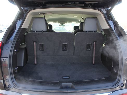 Used 2019 Buick Enclave Essence image 21