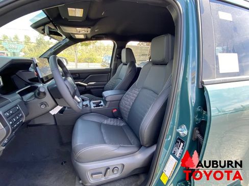 New 2026 Toyota 4Runner TRD Off-Road Premium w/ Tow Technology Package AWD/4WD image 29