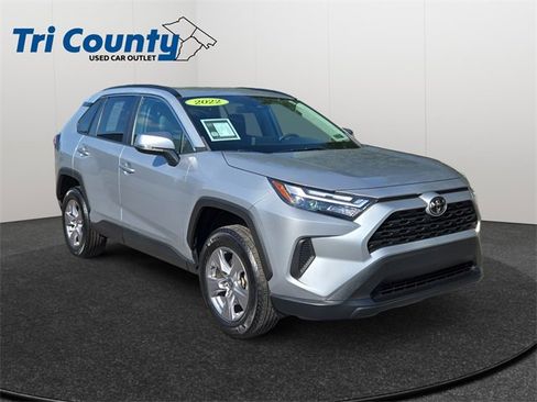Certified 2022 Toyota RAV4 XLE image 1