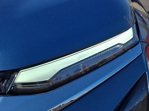 Used 2026 Chevrolet Equinox LT image 9