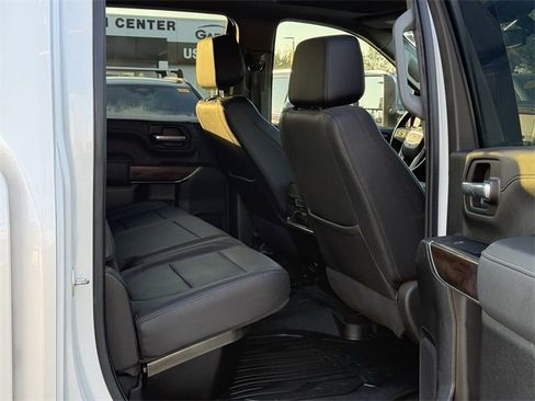Used 2023 GMC Sierra 3500 SLT w/ SLT Convenience Package image 32