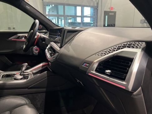 Used 2023 BMW XM image 36