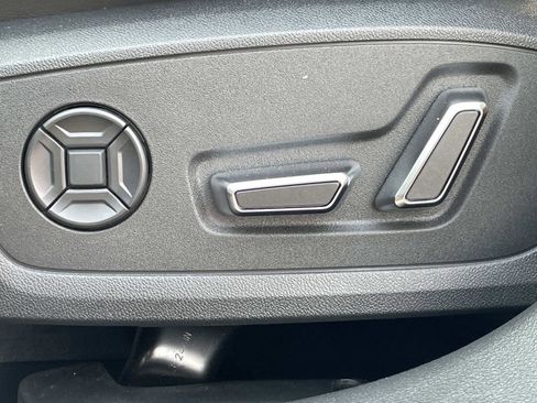 Certified 2024 Audi RS 6 performance AWD/4WD image 72