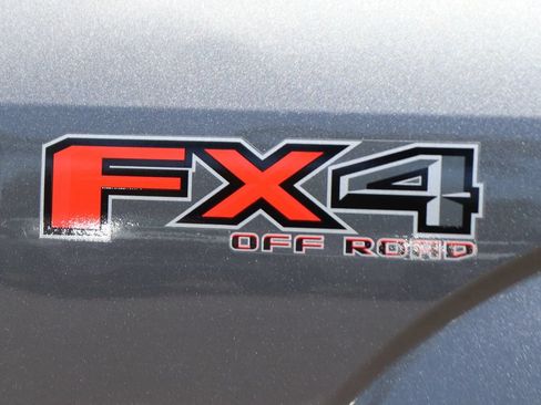 Used 2015 Ford F150 Lariat w/ Equipment Group 502A Luxury AWD/4WD image 54