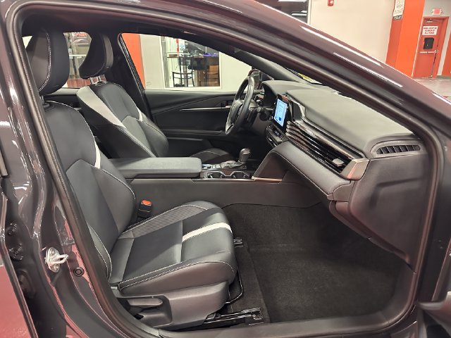 Used 2026 Toyota Camry SE w/ Convenience Package AWD/4WD image 16
