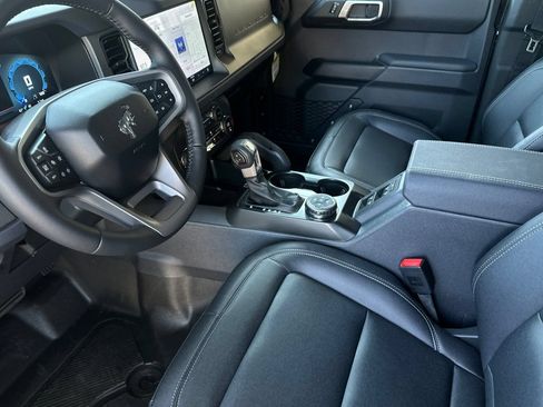 New 2026 Ford Bronco Badlands AWD/4WD image 10