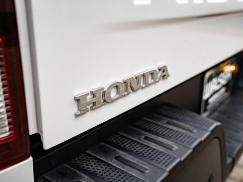 Used 2024 Honda Ridgeline Black Edition image 18