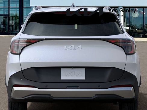 New 2026 Kia Sportage EX w/ EX Panorama Roof Package FWD image 13
