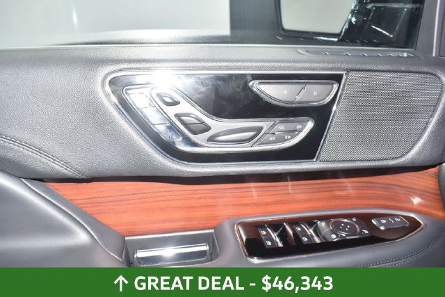 Used 2023 Lincoln Navigator Reserve AWD/4WD image 17