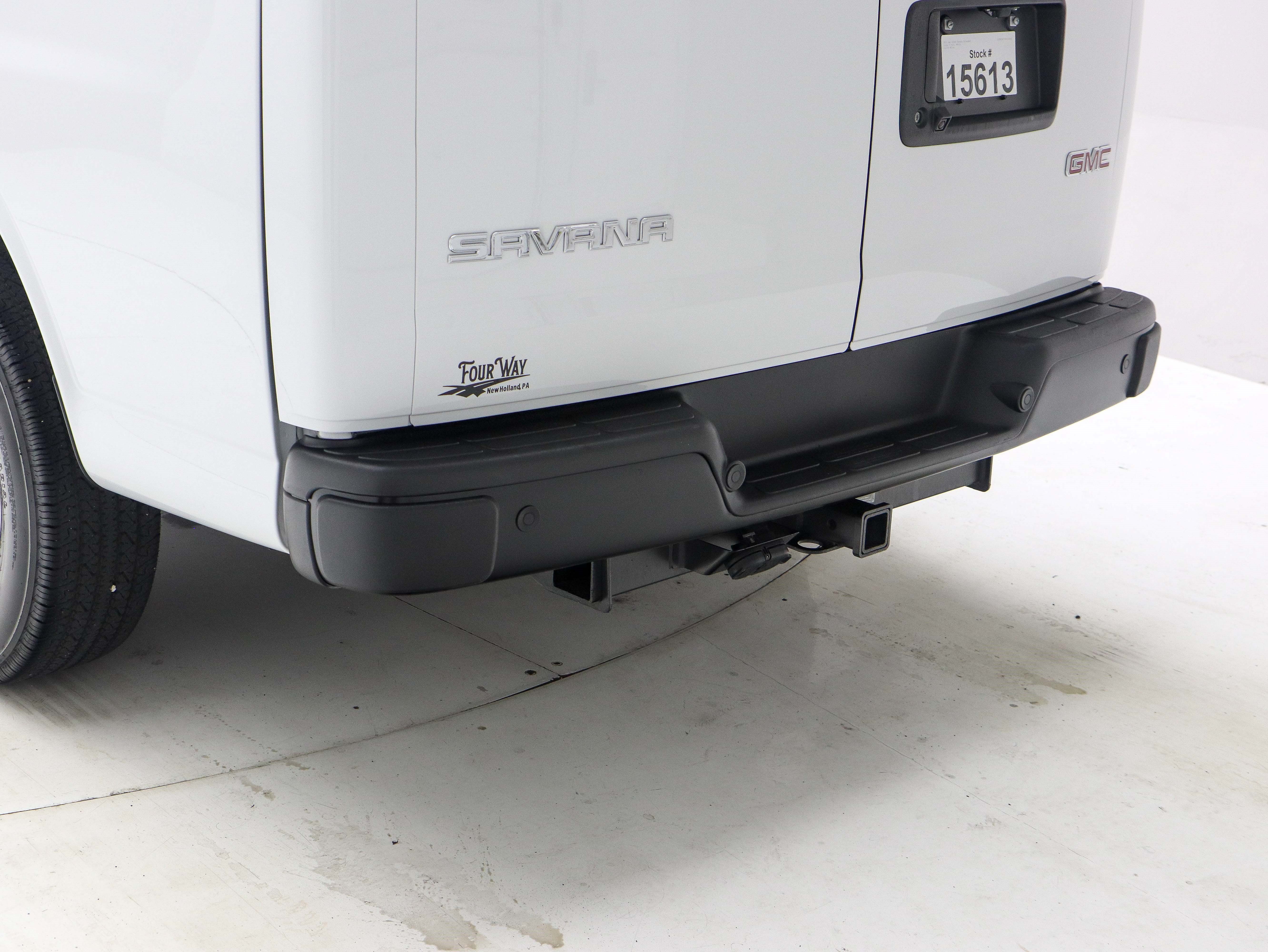 Used 2025 GMC Savana 2500 Extended w/ Driver Convenience Package RWD image 10