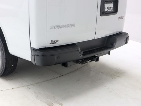 Used 2025 GMC Savana 2500 Extended w/ Driver Convenience Package RWD image 10