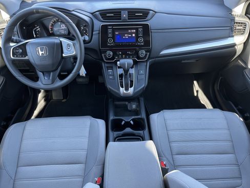 Used 2017 Honda CR-V LX image 3