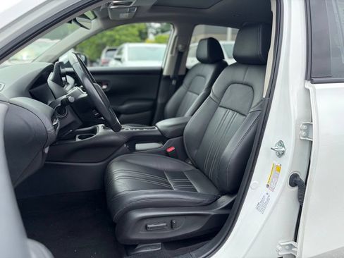Used 2023 Honda HR-V EX-L image 16