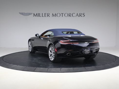 Used 2019 Aston Martin DB11 Volante RWD image 17
