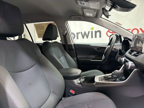 Used 2024 Toyota RAV4 LE image 12