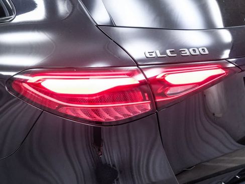 Certified 2026 Mercedes-Benz GLC 300 image 7