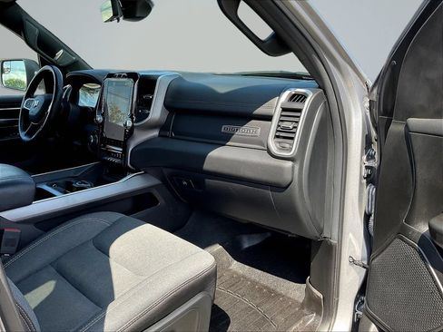 Used 2023 RAM 1500 Big Horn AWD/4WD image 30