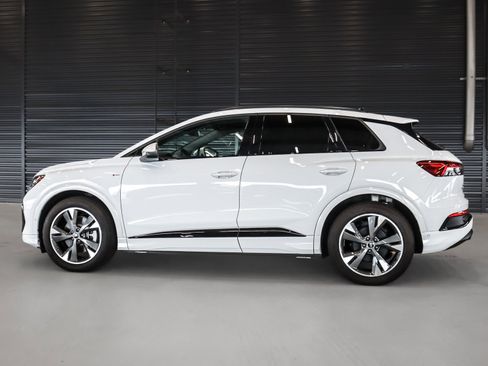 Certified 2024 Audi Q4 e-tron Premium Plus image 14