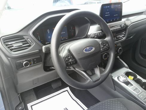 Used 2025 Ford Escape Active AWD/4WD image 18