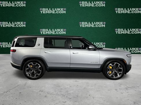Used 2023 Rivian R1S Launch Edition image 4