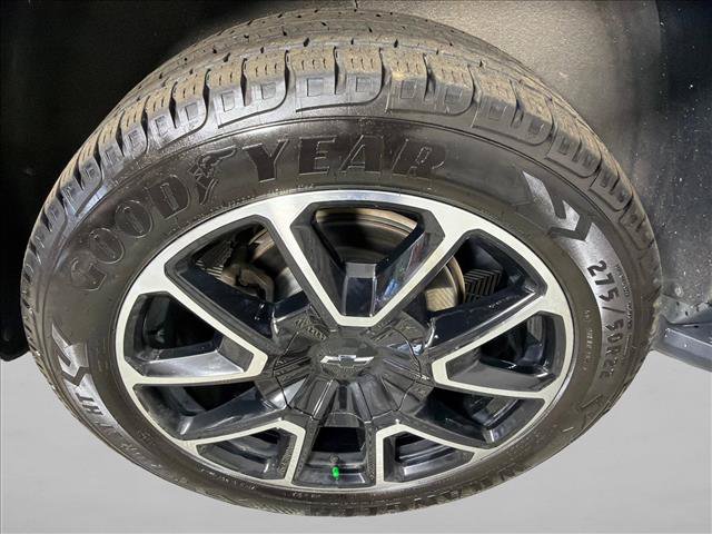 Used 2022 Chevrolet Tahoe RST w/ Luxury Package RWD image 17