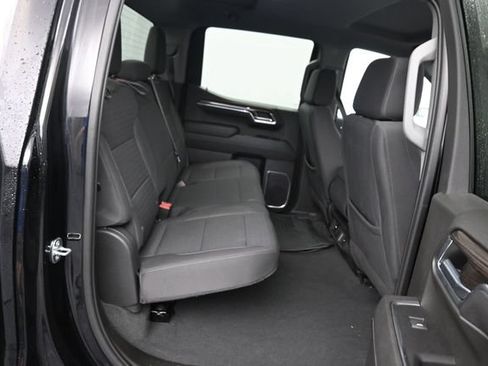 Used 2023 Chevrolet Silverado 1500 LT AWD/4WD image 6
