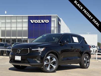 Certified 2025 Volvo XC40 B5 Plus