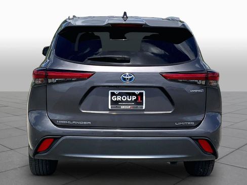 Used 2021 Toyota Highlander Limited FWD image 5