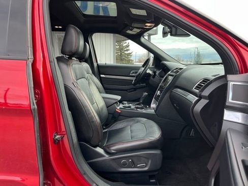 Used 2018 Ford Explorer Sport w/ Equipment Group 401A AWD/4WD image 37