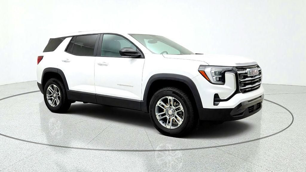 Used 2026 GMC Terrain Elevation FWD image 3