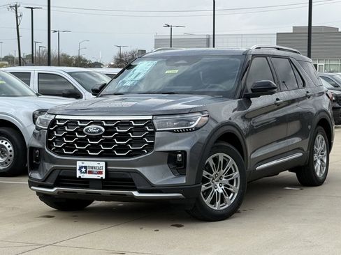 New 2026 Ford Explorer Platinum image 31
