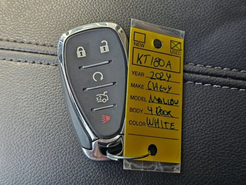 Used 2024 Chevrolet Malibu LT FWD image 31