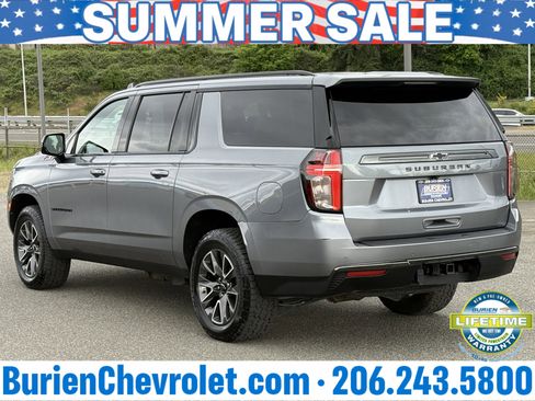 Used 2022 Chevrolet Suburban Z71 w/ Luxury Package AWD/4WD image 3