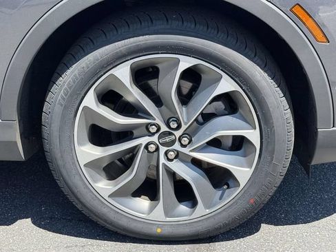 Certified 2023 Lincoln Nautilus Reserve w/ Equipment Group 201A AWD/4WD image 6