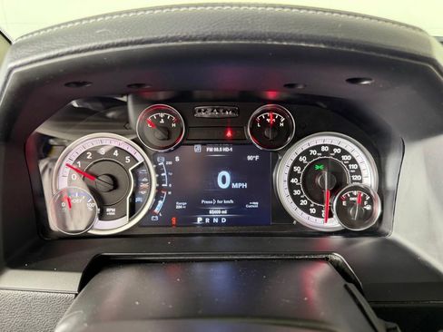 Used 2018 RAM 3500 Laramie AWD/4WD image 23