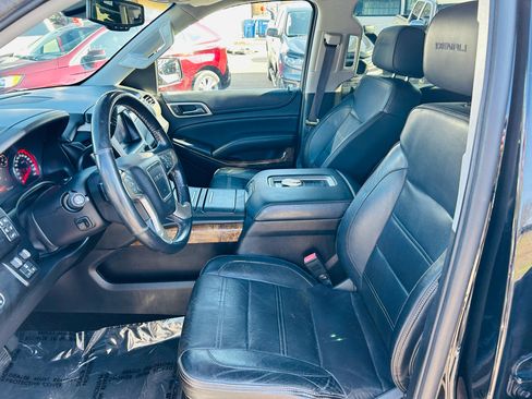 Used 2015 GMC Yukon XL Denali w/ Premium Package image 18