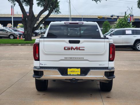 Used 2021 GMC Sierra 1500 SLT AWD/4WD image 6