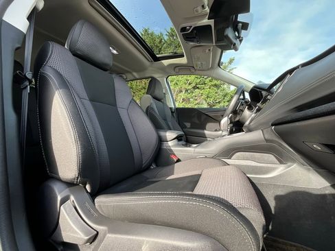 Certified 2025 Subaru Outback Premium image 12