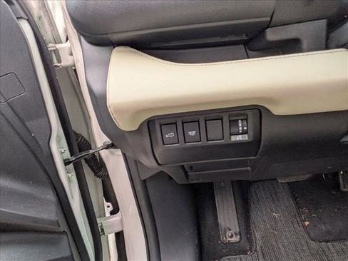 Used 2023 Subaru Ascent Limited w/ Technology Package image 18