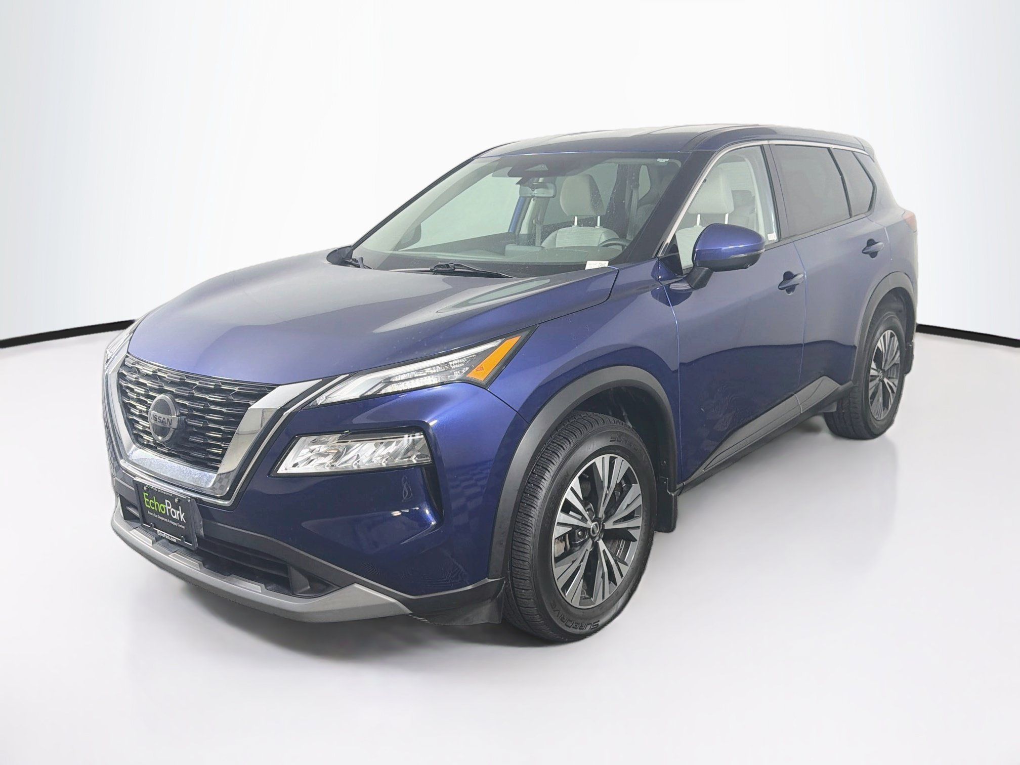 Used 2021 Nissan Rogue SV AWD/4WD image 3