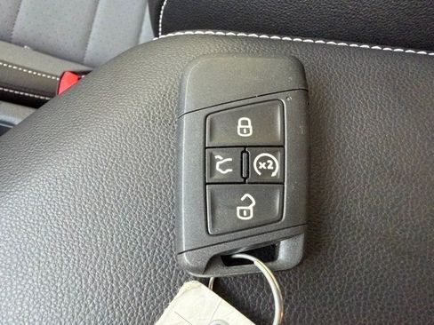 New 2025 Volkswagen Jetta SE image 35