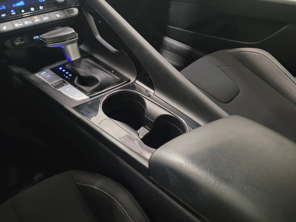 Used 2023 Hyundai Elantra SEL w/ Convenience Package FWD image 26