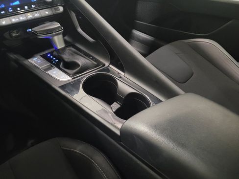 Used 2023 Hyundai Elantra SEL w/ Convenience Package FWD image 26