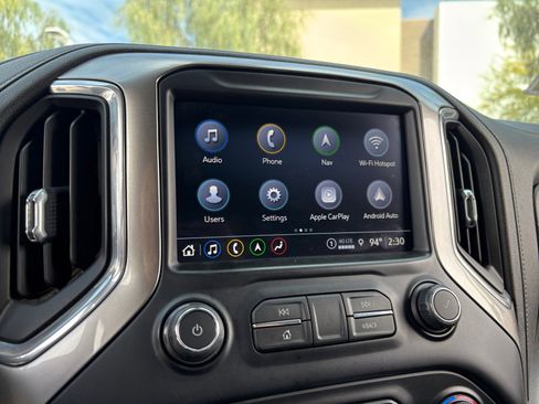 Used 2021 Chevrolet Silverado 2500 LTZ w/ LTZ Premium Package image 27