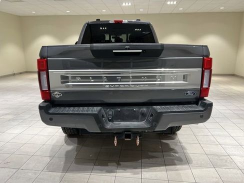 Certified 2021 Ford F250 Platinum w/ FX4 Off-Road Package AWD/4WD image 4