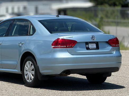 Used 2012 Volkswagen Passat 2.5 S FWD image 16